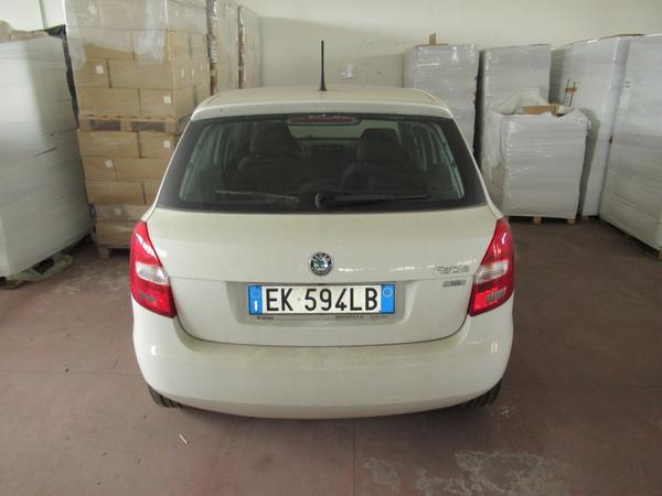 17#3562 Autocarro Skoda Fabia in vendita - foto 4