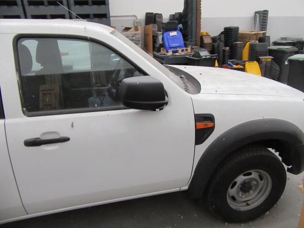 18#3562 Autocarro cassonato Ford Ranger in vendita - foto 10