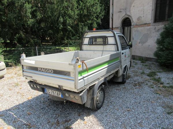 19#3562 Autocarro Piaggio Porter Tipper in vendita - foto 4