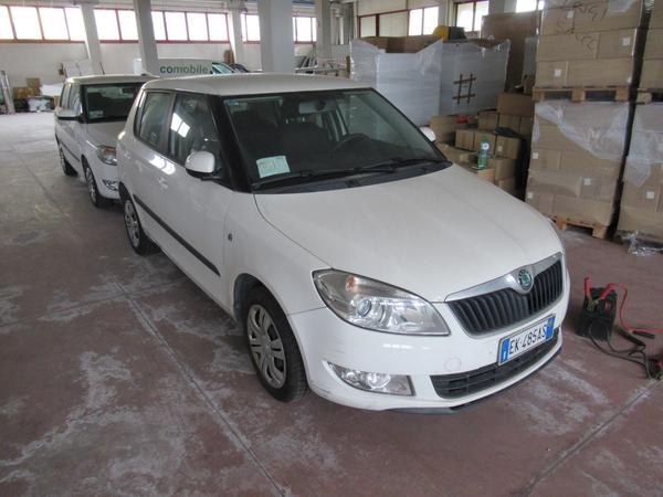 2#3562 Autocarro Skoda Fabia in vendita - foto 4