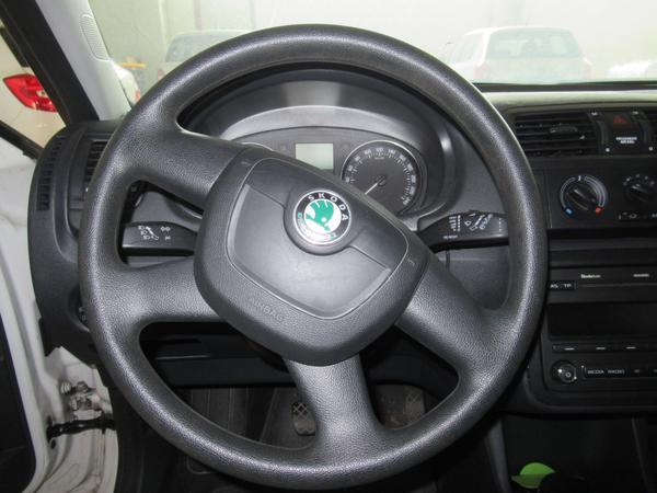 2#3562 Autocarro Skoda Fabia in vendita - foto 9
