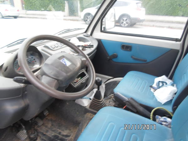 22#3562 Autocarro Piaggio Porter Tipper in vendita - foto 3