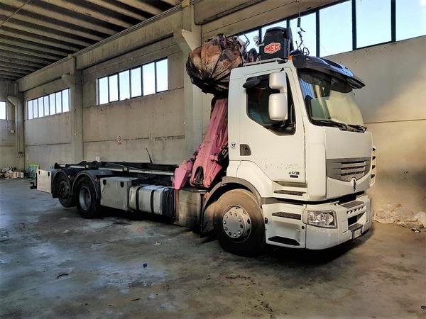 Autocarri in vendita