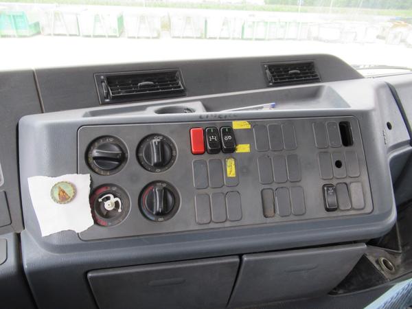 33#3562 Autocarro Mercedes Benz in vendita - foto 23