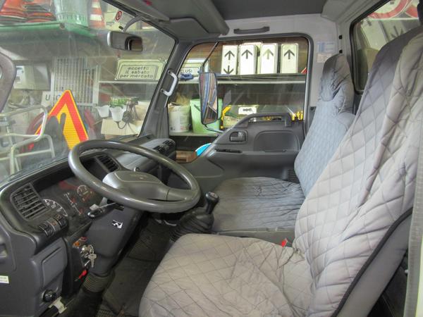56#3562 Autocarro Isuzu NKR 35 Y07 in vendita - foto 14