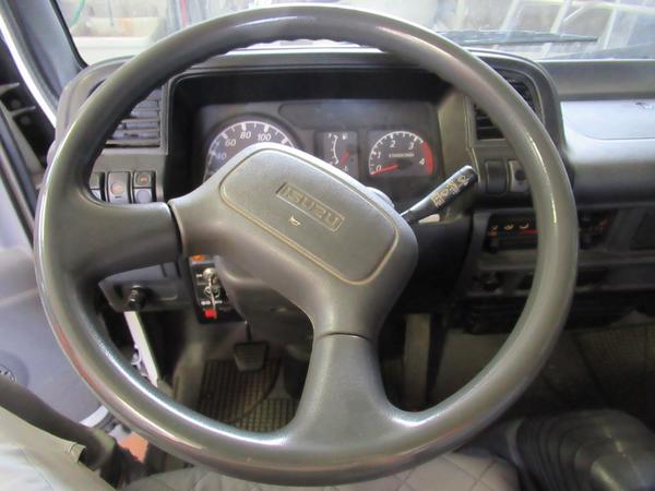 56#3562 Autocarro Isuzu NKR 35 Y07 in vendita - foto 15