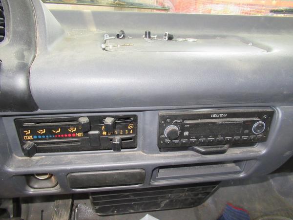 57#3562 Autocarro Isuzu NPR 35 Y07 in vendita - foto 21