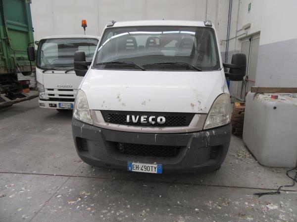 61#3562 Autocarro Iveco 35 C 18 in vendita - foto 3