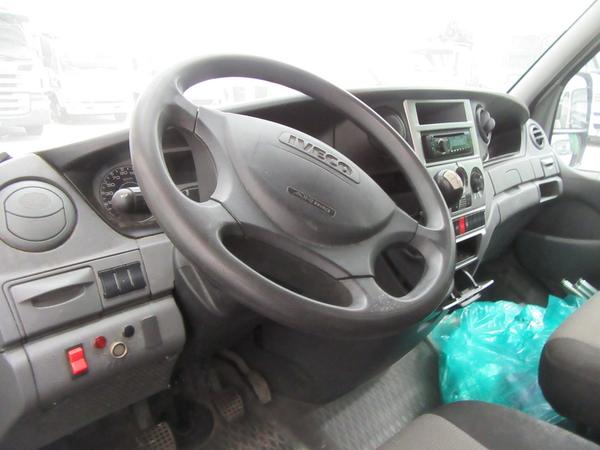 61#3562 Autocarro Iveco 35 C 18 in vendita - foto 20