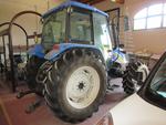 Immagine 5 - Trattore agricolo New Holland D JH JHCC4B - Lotto 64 (Asta 3562)