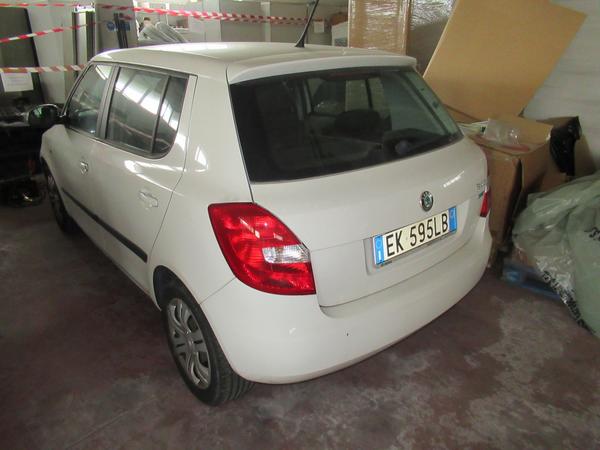 8#3562 Autocarro Skoda Fabia in vendita - foto 3