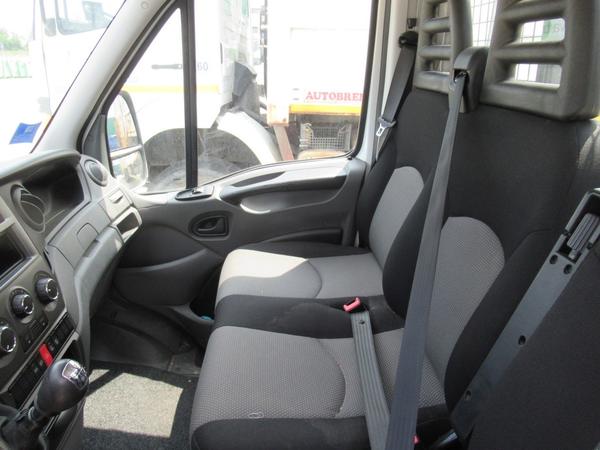 80#3562 Autocarro Iveco 35C 15 in vendita - foto 19