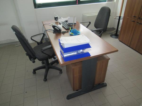 1001#3563 Arredi ufficio e attrezzature elettroniche in vendita - foto 7