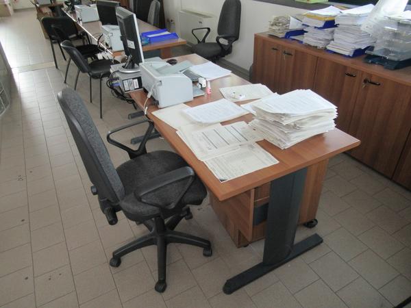 1001#3563 Arredi ufficio e attrezzature elettroniche in vendita - foto 10