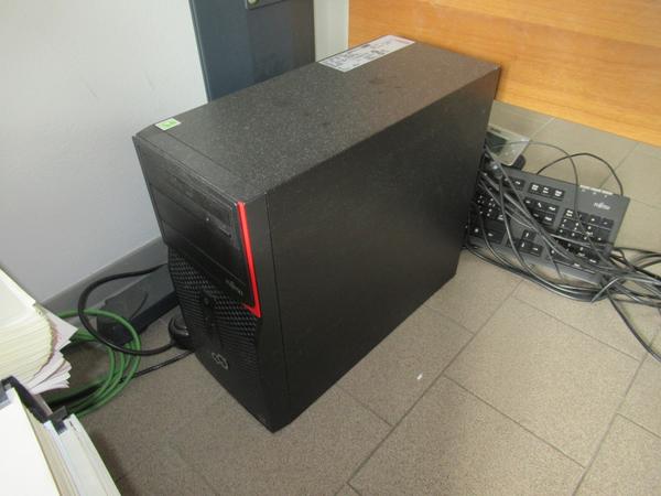 1001#3563 Arredi ufficio e attrezzature elettroniche in vendita - foto 43