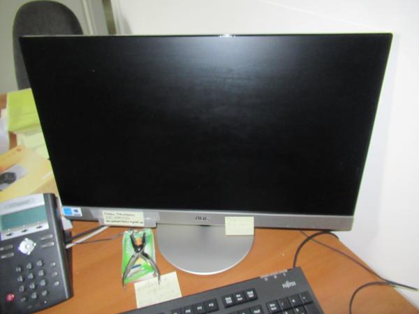 1001#3563 Arredi ufficio e attrezzature elettroniche in vendita - foto 60