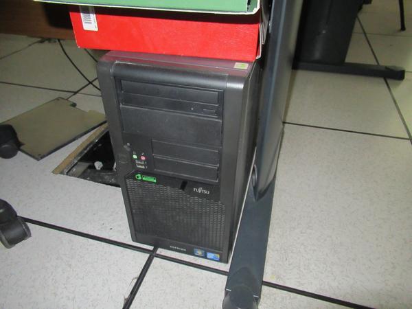 1002#3563 Arredi ufficio e attrezzature elettroniche in vendita - foto 10