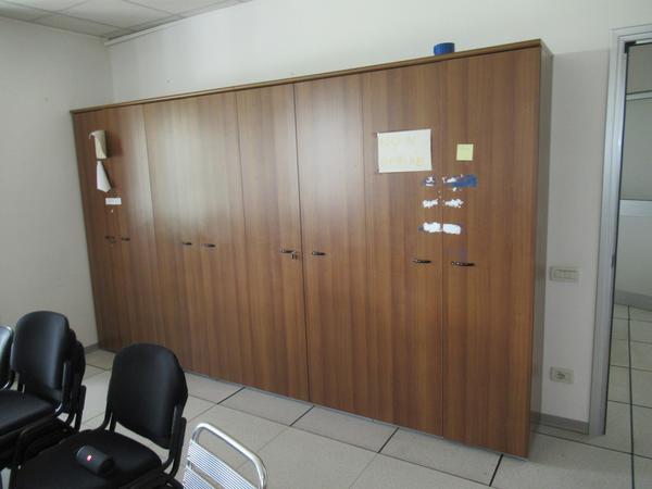 1002#3563 Arredi ufficio e attrezzature elettroniche in vendita - foto 13