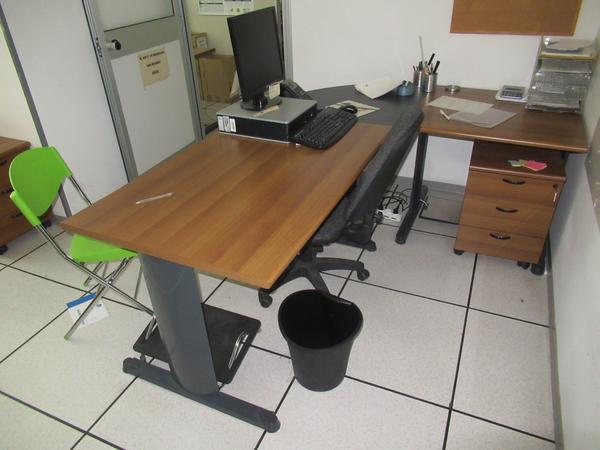 1002#3563 Arredi ufficio e attrezzature elettroniche in vendita - foto 29