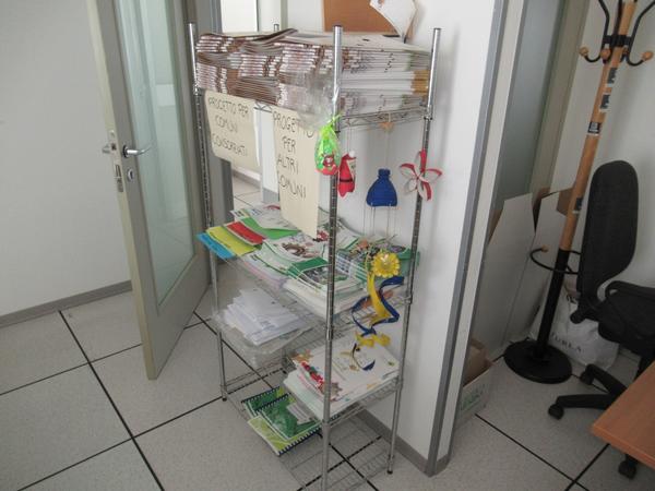 1002#3563 Arredi ufficio e attrezzature elettroniche in vendita - foto 34