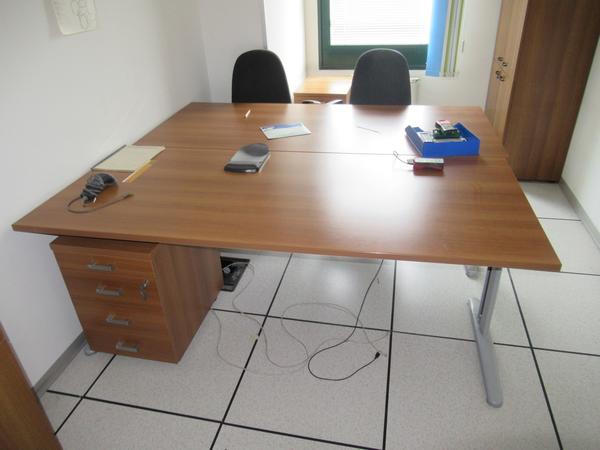 1002#3563 Arredi ufficio e attrezzature elettroniche in vendita - foto 43