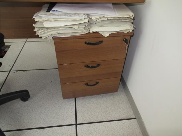 1002#3563 Arredi ufficio e attrezzature elettroniche in vendita - foto 49