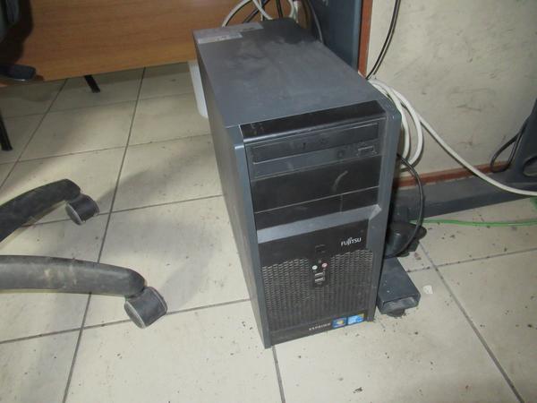 1006#3563 Arredi ufficio e attrezzature elettroniche in vendita - foto 11