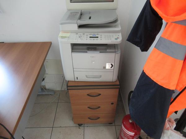 1008#3563 Transpallet a batteria e indumenti da lavoro in vendita - foto 7