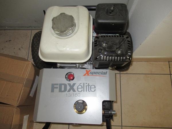 1008#3563 Transpallet a batteria e indumenti da lavoro in vendita - foto 18