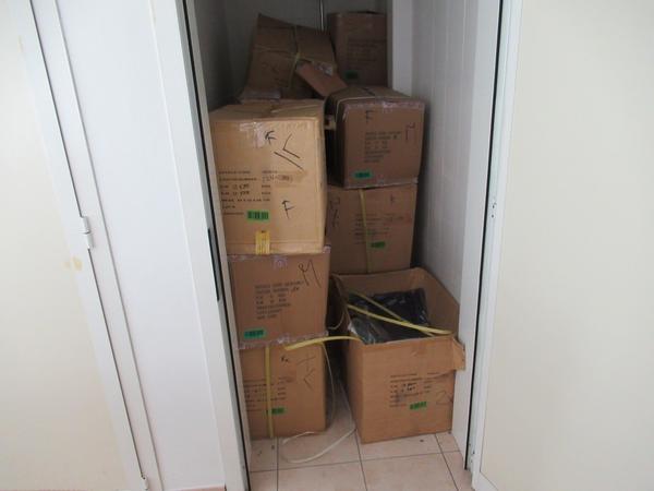 1008#3563 Transpallet a batteria e indumenti da lavoro in vendita - foto 20