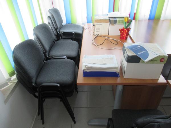 1010#3563 Arredi ufficio e attrezzature elettroniche in vendita - foto 1