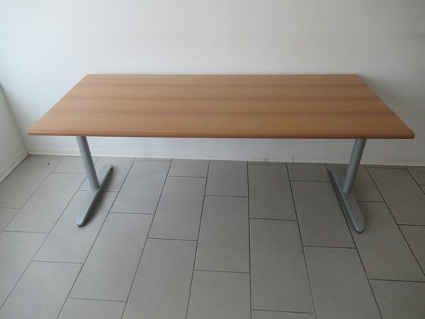 1010#3563 Arredi ufficio e attrezzature elettroniche in vendita - foto 15