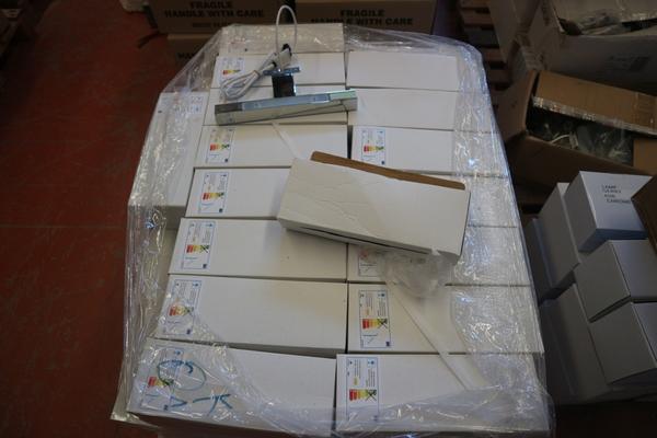 1#3567 Pressa elettrica Sicom e magazzino prodotti per l'illuminazione in vendita - foto 15