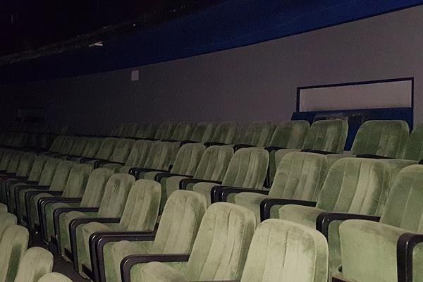 2#3569 Attrezzatura per sala cinematografica e ufficio in vendita - foto 30