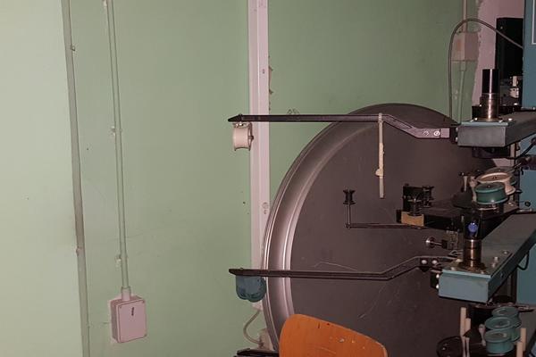 2#3569 Attrezzatura per sala cinematografica e ufficio in vendita - foto 40
