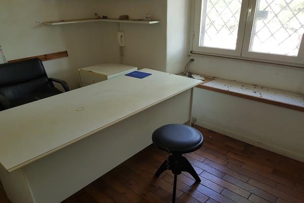 2#3569 Attrezzatura per sala cinematografica e ufficio in vendita - foto 50