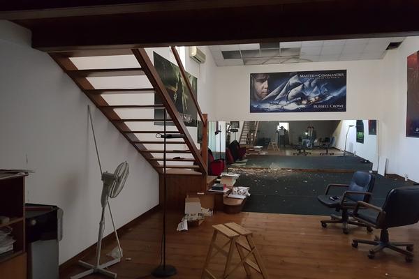2#3569 Attrezzatura per sala cinematografica e ufficio in vendita - foto 57