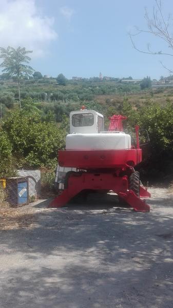 5#3575 Escavatore gommato Poclain 60 in vendita - foto 4
