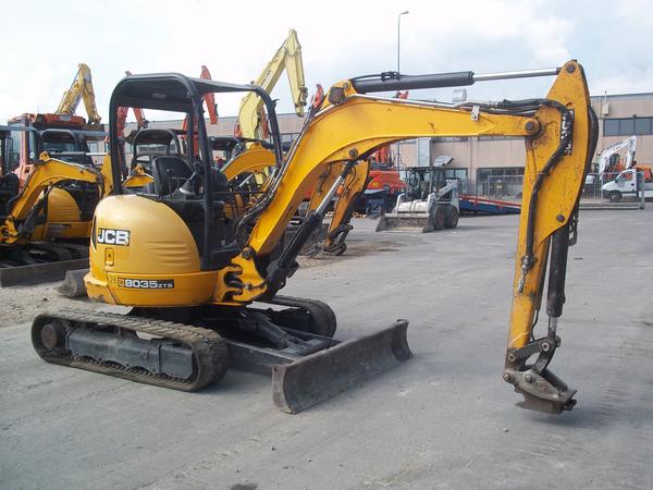 2#3576 Mini escavatore cingolato JCB 8034 in vendita - foto 2