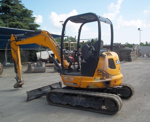 2#3576 Mini escavatore cingolato JCB 8034 in vendita - foto 4