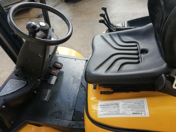 4#3579 Carrello elevatore Om modello XD30 in vendita - foto 4