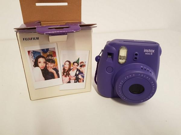 183#3585 Fotocamera Fujifilm Instax e gruppo di continuità APC in vendita - foto 1
