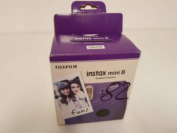 183#3585 Fotocamera Fujifilm Instax e gruppo di continuità APC in vendita - foto 16