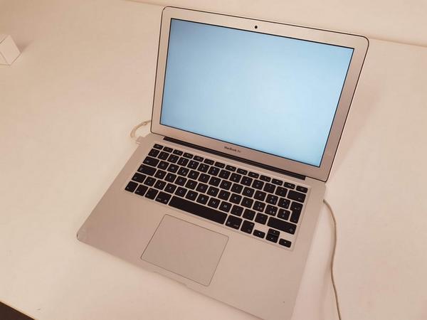 48#3585 MacBook Air in vendita - foto 4