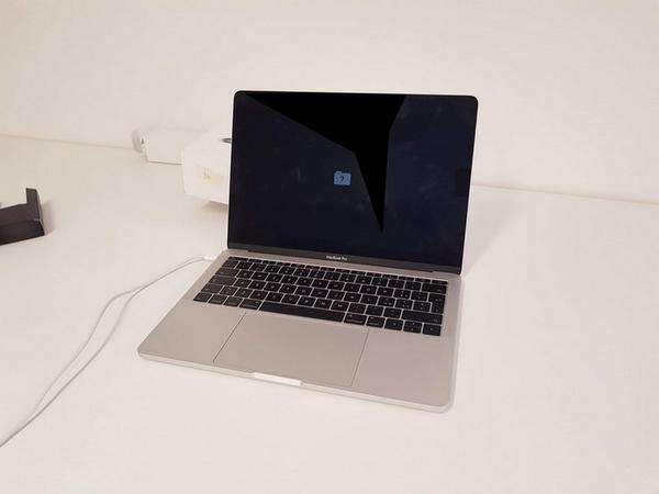 86#3585 MacBook Pro in vendita - foto 3