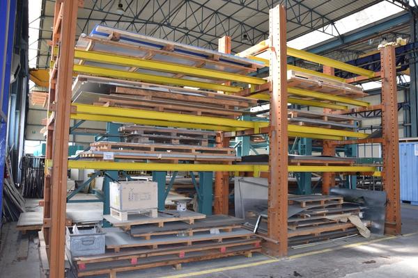 33#3589 Scaffale con lamiere in vendita - foto 3