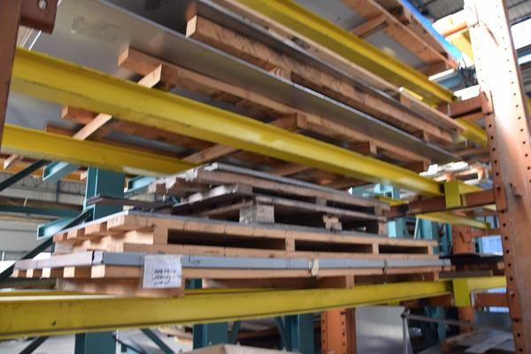 33#3589 Scaffale con lamiere in vendita - foto 5