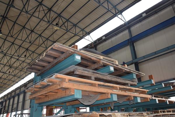 34#3589 Scaffalatura cantilever con lamiere in vendita - foto 8