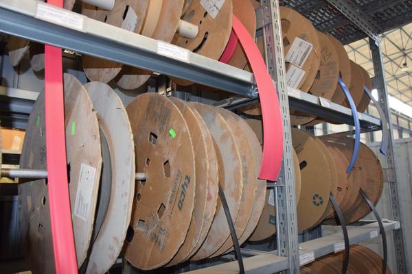39#3589 Magazzino di materiale elettrico e viteria in vendita - foto 4
