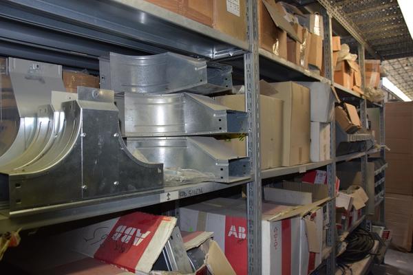 39#3589 Magazzino di materiale elettrico e viteria in vendita - foto 11